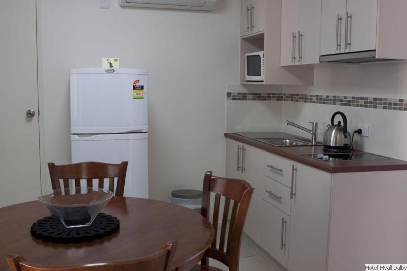 Motel Myall Dalby Zewnętrze zdjęcie