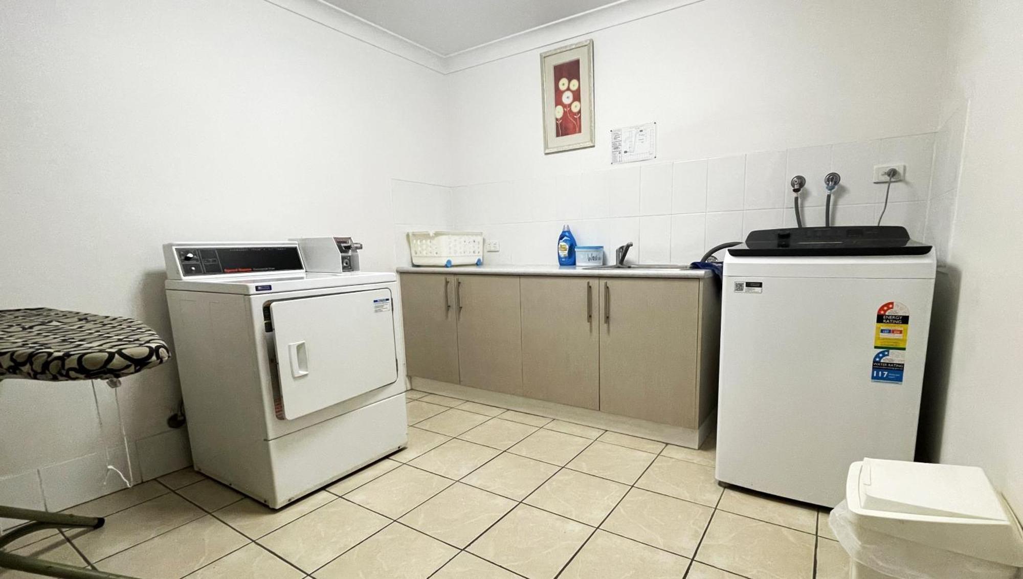 Motel Myall Dalby Zewnętrze zdjęcie