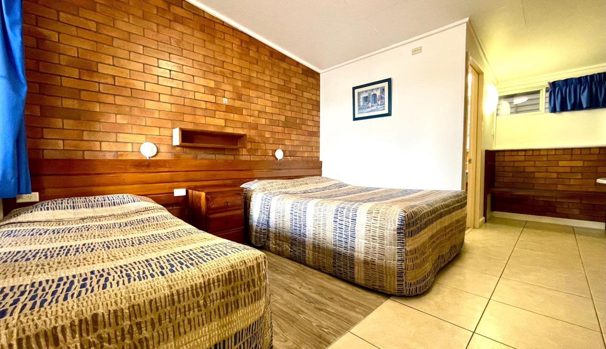 Motel Myall Dalby Zewnętrze zdjęcie