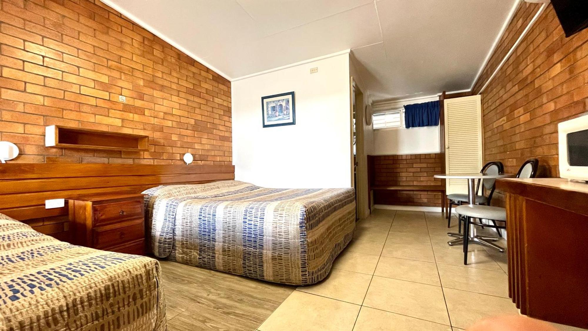 Motel Myall Dalby Zewnętrze zdjęcie